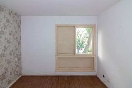 Apartamento à venda com 114m², 3 quartos e 1 vaga Apartamento à venda com 114m², 3 quartos e 1 vagaSuíte