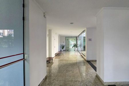 Apartamento à venda com 114m², 3 quartos e 1 vaga Apartamento à venda com 114m², 3 quartos e 1 vagaHall de entrada