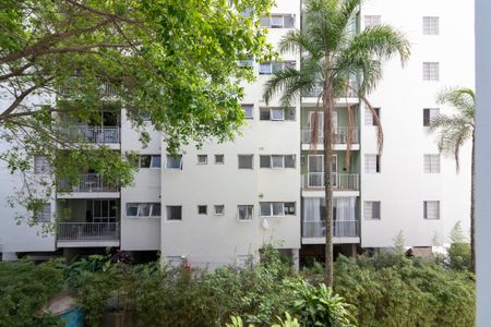 Apartamento à venda com 114m², 3 quartos e 1 vaga Apartamento à venda com 114m², 3 quartos e 1 vagaVista do Quarto 2