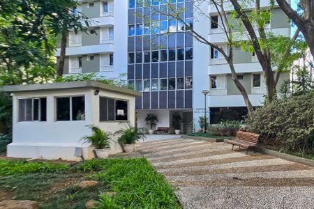 Apartamento à venda com 114m², 3 quartos e 1 vaga Apartamento à venda com 114m², 3 quartos e 1 vagaFachada