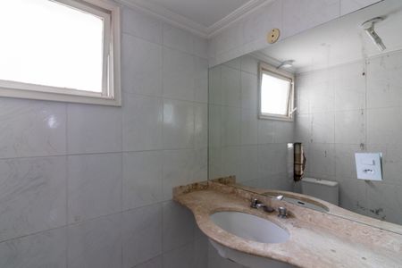 Apartamento à venda com 114m², 3 quartos e 1 vaga Apartamento à venda com 114m², 3 quartos e 1 vagaBanheiro