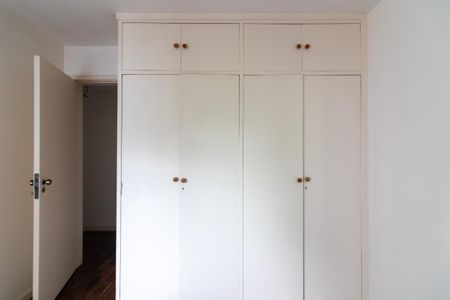 Apartamento à venda com 114m², 3 quartos e 1 vaga Apartamento à venda com 114m², 3 quartos e 1 vagaQuarto 1