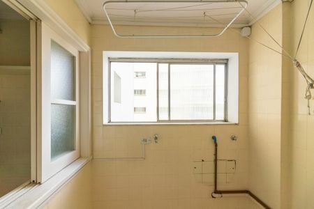 Apartamento à venda com 114m², 3 quartos e 1 vaga Apartamento à venda com 114m², 3 quartos e 1 vagaÁrea de Serviço