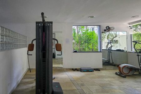 Apartamento à venda com 114m², 3 quartos e 1 vaga Apartamento à venda com 114m², 3 quartos e 1 vagaÁrea comum - Academia