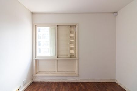 Apartamento à venda com 114m², 3 quartos e 1 vaga Apartamento à venda com 114m², 3 quartos e 1 vagaSuíte