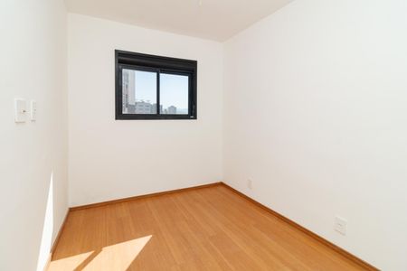 Quarto 2 de apartamento para alugar com 2 quartos, 44m² em Vila Gustavo, São Paulo