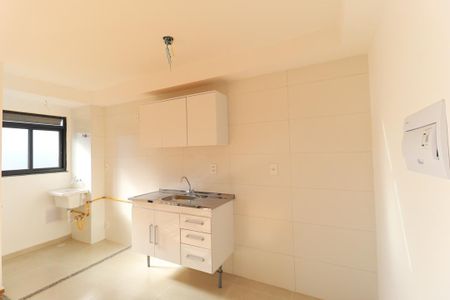 Apartamento para alugar com 44m², 2 quartos e sem vaga