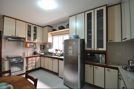 Casa à venda com 160m², 3 quartos e 2 vagasCozinha