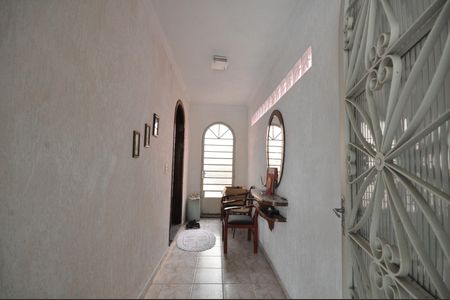 Casa à venda com 160m², 3 quartos e 2 vagasHall de entrada