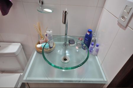 Casa à venda com 160m², 3 quartos e 2 vagasBanheiro 2