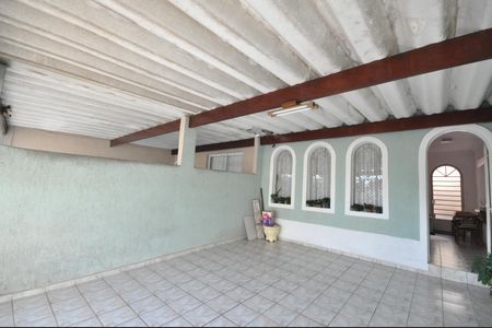 Casa à venda com 160m², 3 quartos e 2 vagasGaragem