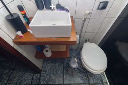 Casa para alugar com 230m², 3 quartos e 2 vagasBanheiro 1