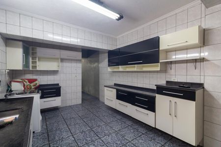 Cozinha 2 de casa para alugar com 3 quartos, 230m² em Jardim Santana, São Paulo