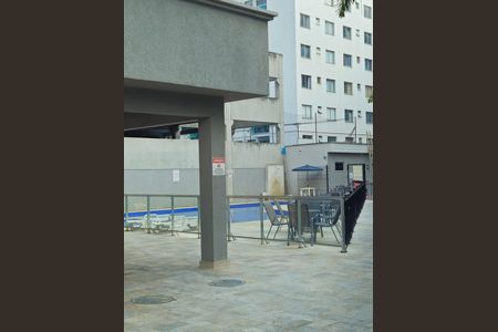Apartamento para alugar com 49m², 2 quartos e 1 vaga Apartamento para alugar com 49m², 2 quartos e 1 vagaÁrea comum - Piscina