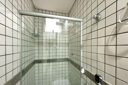 Apartamento à venda com 130m², 3 quartos e 1 vaga Apartamento à venda com 130m², 3 quartos e 1 vagaBanheiro