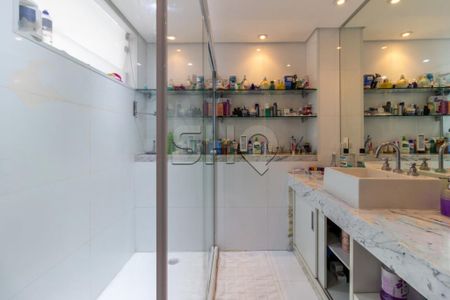 Apartamento à venda com 1033m², 4 quartos e 1 vaga