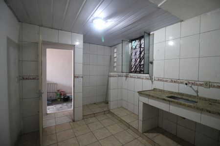 Casa para alugar com 77m², 3 quartos e sem vagaCozinha