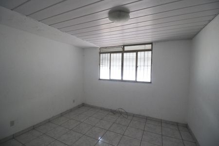 Sala de casa para alugar com 3 quartos, 77m² em Centro, Nilópolis