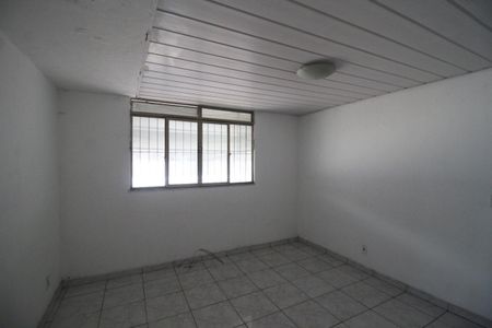 Casa para alugar com 77m², 3 quartos e sem vagaSala