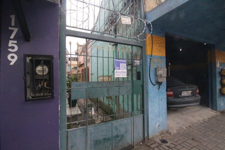 Casa para alugar com 77m², 3 quartos e sem vagaFachada