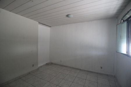 Casa para alugar com 77m², 3 quartos e sem vagaQuarto 1