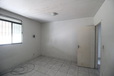 Casa para alugar com 77m², 3 quartos e sem vagaQuarto 1