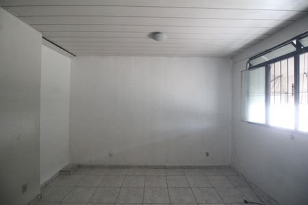 Casa para alugar com 77m², 3 quartos e sem vagaQuarto 1