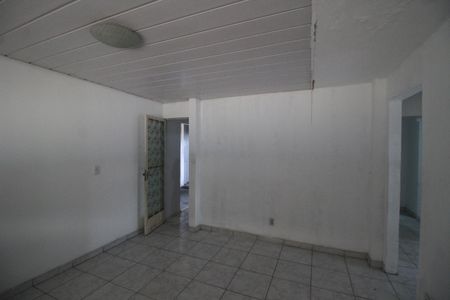 Casa para alugar com 77m², 3 quartos e sem vagaSala