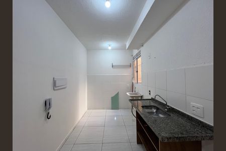 Cozinha de apartamento para alugar com 2 quartos, 43m² em Nova Pampulha, Belo Horizonte