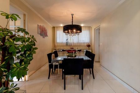 Apartamento à venda com 200m², 4 quartos e 3 vagas