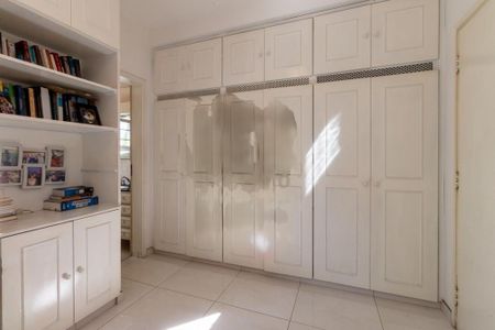 Apartamento à venda com 200m², 4 quartos e 3 vagas