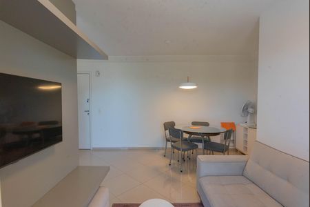 Apartamento para alugar com 68m², 2 quartos e 1 vagaSala
