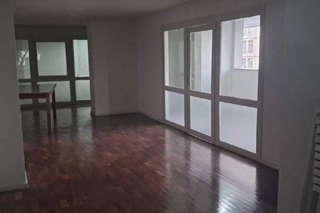 Apartamento à venda com 58m², 3 quartos e 1 vaga Apartamento à venda com 58m², 3 quartos e 1 vagaÁrea comum