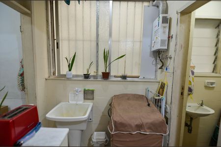 Apartamento à venda com 58m², 3 quartos e 1 vaga Apartamento à venda com 58m², 3 quartos e 1 vagaÁrea de Serviço