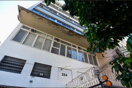 Apartamento à venda com 76m², 2 quartos e 1 vaga Apartamento à venda com 76m², 2 quartos e 1 vagaFachada