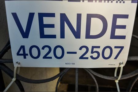 Apartamento à venda com 76m², 2 quartos e 1 vaga Apartamento à venda com 76m², 2 quartos e 1 vagaPlaca