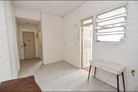Apartamento à venda com 76m², 2 quartos e 1 vaga Apartamento à venda com 76m², 2 quartos e 1 vagaCozinha