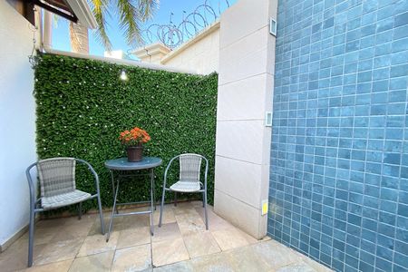 Casa de condomínio à venda com 115m², 3 quartos e 2 vagas Casa de condomínio à venda com 115m², 3 quartos e 2 vagasQuintal