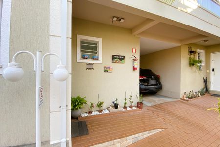 Casa de condomínio à venda com 115m², 3 quartos e 2 vagas Casa de condomínio à venda com 115m², 3 quartos e 2 vagasGaragem