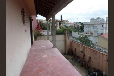 Casa à venda com 300m², 3 quartos e 5 vagas