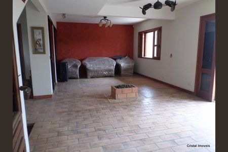 Casa à venda com 3 quartos, 300m² em Vila Dalva, São Paulo