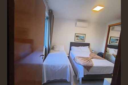 Quarto de apartamento para alugar com 2 quartos, 60m² em Boqueirão, Santos