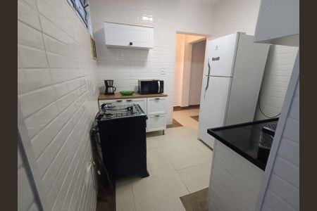 Cozinha de apartamento para alugar com 2 quartos, 60m² em Boqueirão, Santos