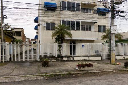Apartamento à venda com 70m², 2 quartos e 1 vaga Apartamento à venda com 70m², 2 quartos e 1 vagaFachada