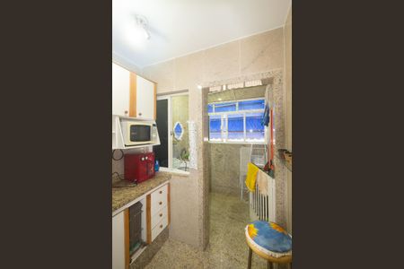 Apartamento à venda com 70m², 2 quartos e 1 vaga Apartamento à venda com 70m², 2 quartos e 1 vagaCozinha e Área de Serviço