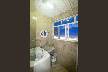 Apartamento à venda com 70m², 2 quartos e 1 vaga Apartamento à venda com 70m², 2 quartos e 1 vagaCozinha e Área de Serviço