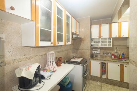 Apartamento à venda com 70m², 2 quartos e 1 vaga Apartamento à venda com 70m², 2 quartos e 1 vagaCozinha e Área de Serviço