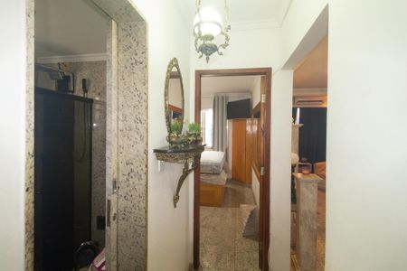 Apartamento à venda com 70m², 2 quartos e 1 vaga Apartamento à venda com 70m², 2 quartos e 1 vagaCorredor