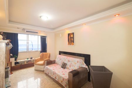 Apartamento à venda com 70m², 2 quartos e 1 vaga Apartamento à venda com 70m², 2 quartos e 1 vagaSala