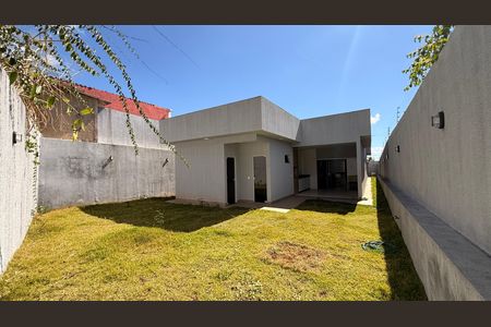 Casa para alugar com 210m², 3 quartos e 2 vagas Casa para alugar com 210m², 3 quartos e 2 vagasArea Externa